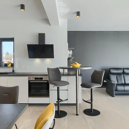 Jacky Holiday home Porec