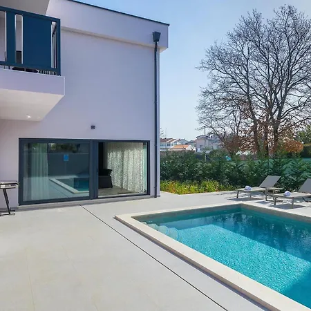 Holiday home Jacky Porec